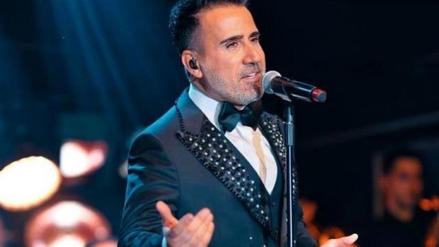 Emrah küçük kızının başını örtüp namaz kıldığı halini paylaştı! Allah'ım seni bağışlasın