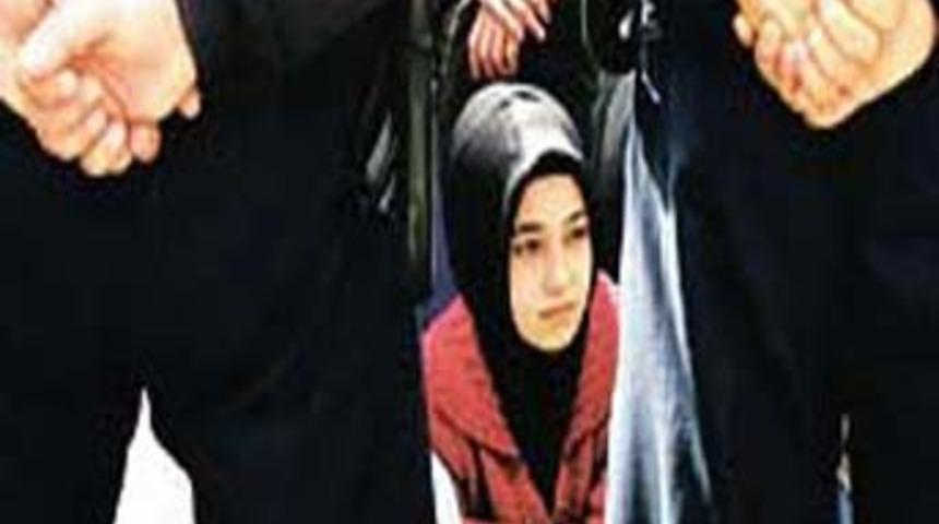 Flaş...Kamusal alanda t&uuml;rbana 'evet'