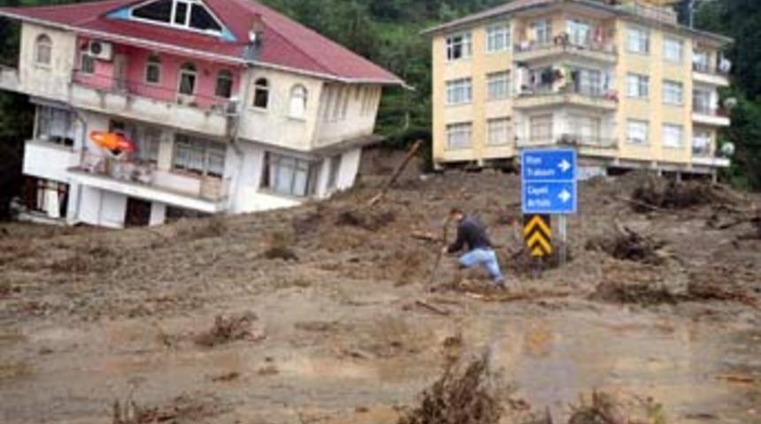 Heyelanda &ouml;l&uuml; sayısı 11'e y&uuml;kseldi