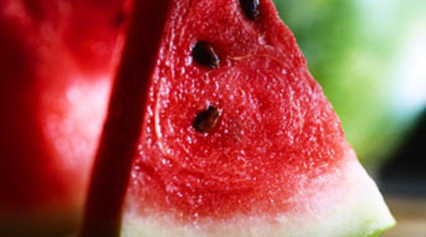 'Karpuz kesecektik, almayayım ara&ccedil; s&uuml;receğim'