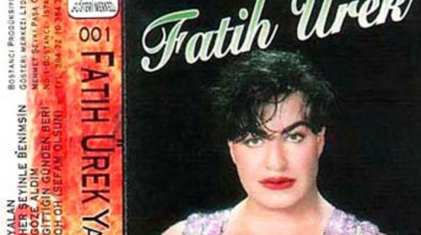 Tuhaf kapaklı albümler