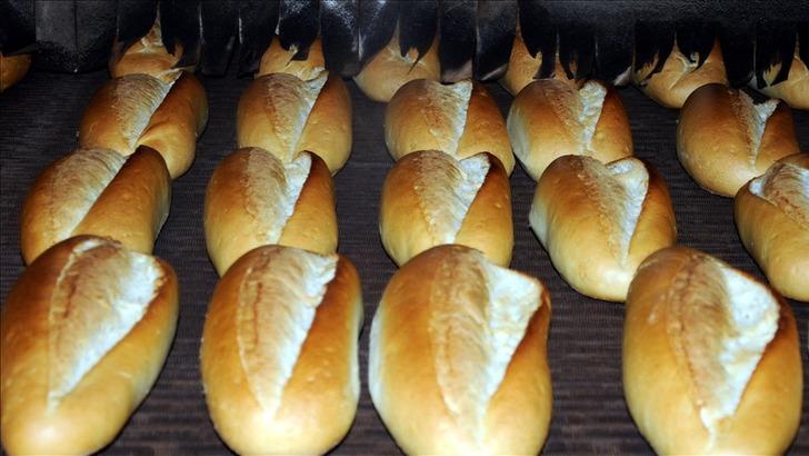 Protokol imzalandı: Büyükşehir belediyeleri arasında en ucuz ekmek o kentte satılacak: Yıl sonuna kadar... 
