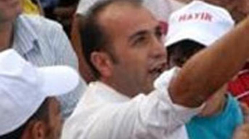 O protestocu  sabıkalı devlet memuru &ccedil;ıktı