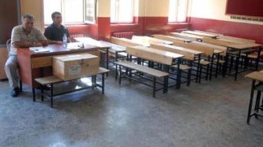 G&ouml;revliler boşu boşuna bekledi