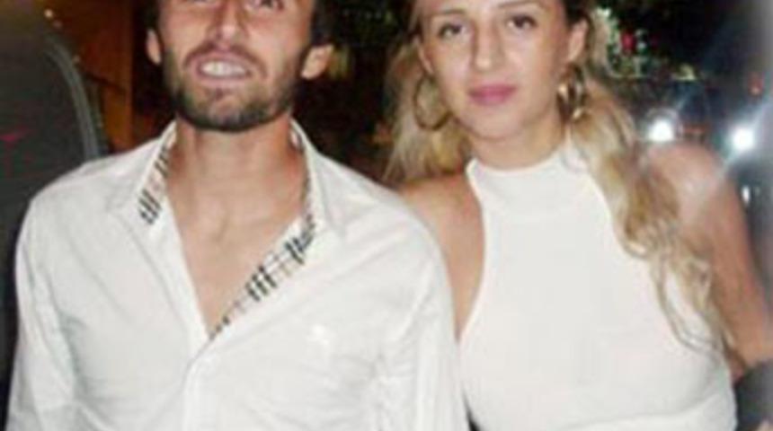 Futbolcu damat gelini d&ouml;vd&uuml;, d&uuml;ğ&uuml;n iptal oldu