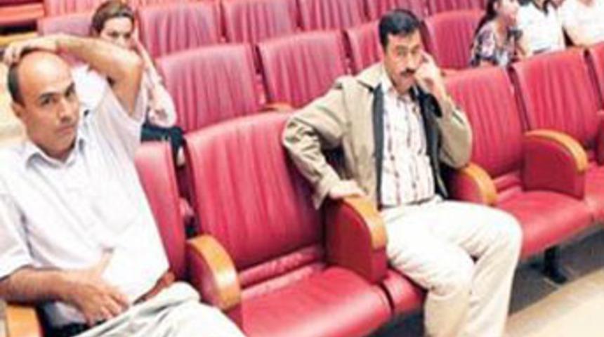 SGK 1.559 lira maaşla &ccedil;alışacak kişi bulamadı