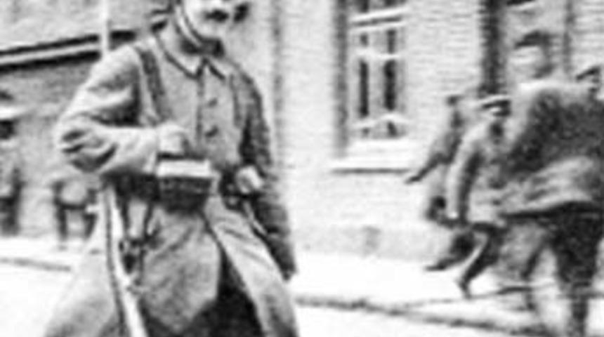 Onbaşı Hitler &ccedil;ok korkaktı!