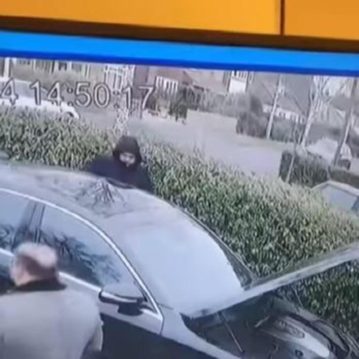 Aracını ilana koydu, 250 bin TL ucuza satmak zorunda kalınca şüphelendi... Dolandırıcıların yöntemi kamera görüntülerinde ortaya çıktı: Radyatöre yağ karıştırmışlar! G1