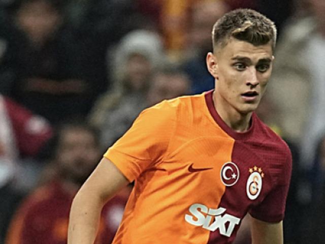 Galatasaray'da ayrılık! Emre Belözoğlu genç oyuncuyu sezon sonuna kadar kiraladı