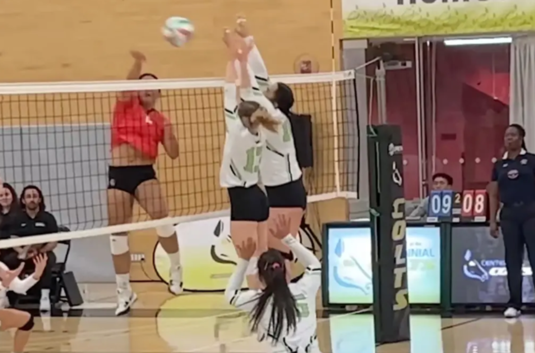 Transseks&uuml;el oyuncuların bulunduğu voleybol takımı tepkilere neden oldu! "Bu kadın d&uuml;şmanlığıdır"