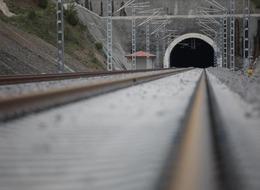 Bakan Uraloğlu'ndan 'demir yolu' açıklaması: İlk etapta uluslararası koridorları tamamlama gayretindeyiz