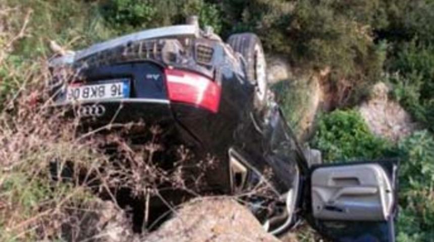 Bu otomobilden sağ &ccedil;ıktı!