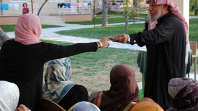 Her cevaba 100 dolar