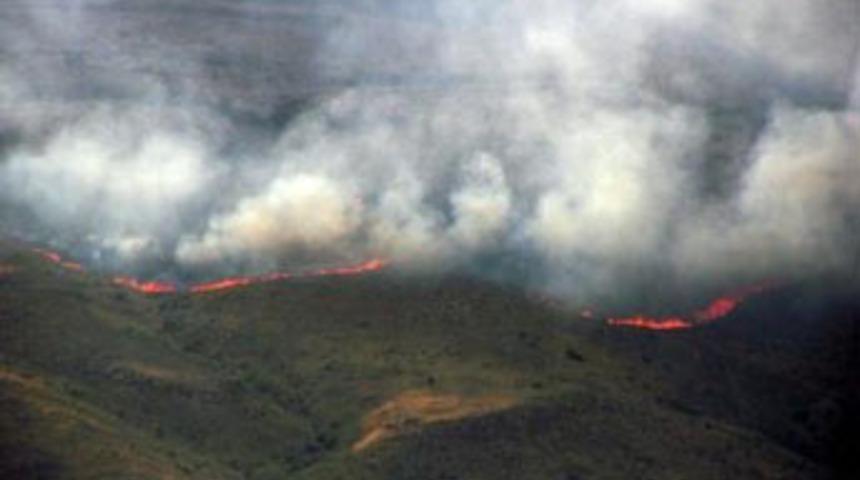 Kilise Dağı yanıyor