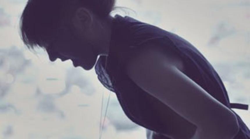 Aşklarını ispat i&ccedil;in fare zehiri i&ccedil;tiler