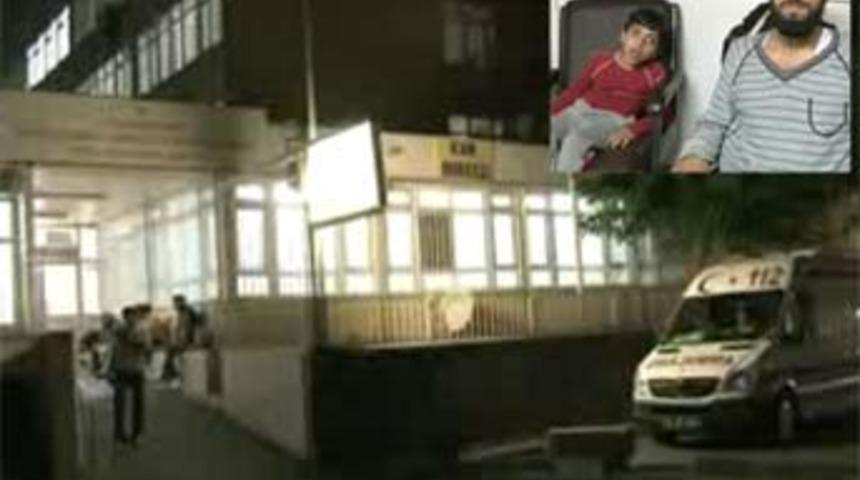 Uçağını beklerken doğum yaptı...