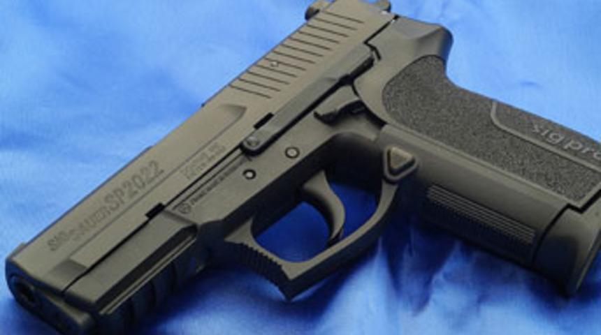 Başbakan'a FBI ve CIA'in silahlarıyla koruma