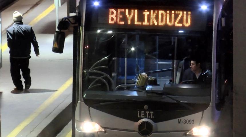Metrobüs şoförüne metrobüs çarptı! Dehşete düşüren ölüm...