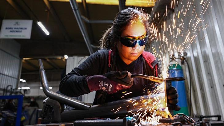 SGK'dan yeni adım: Devlet 105 bin iş yeri ile 700 bin kişinin peşinde!  G4