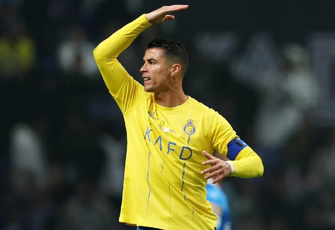 Cristiano Ronaldo'dan skandal hareket! Suudi Arabistan bu olayla &ccedil;alkalanıyor