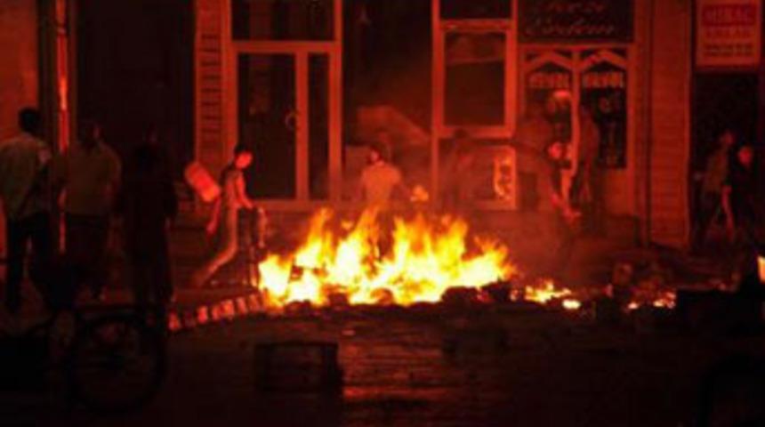 Van savaş alanına d&ouml;nd&uuml;