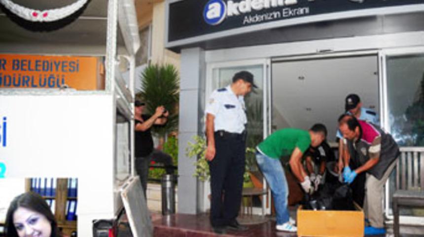 TV kanalında g&uuml;venlik&ccedil;i dehşeti