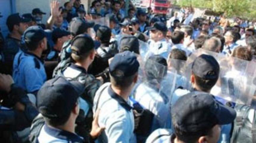 Şanlıurfa Cezaevi'nde gergin saatler