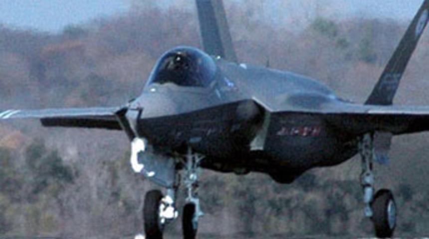 Yeni jetimiz dikey inip kalkıyor