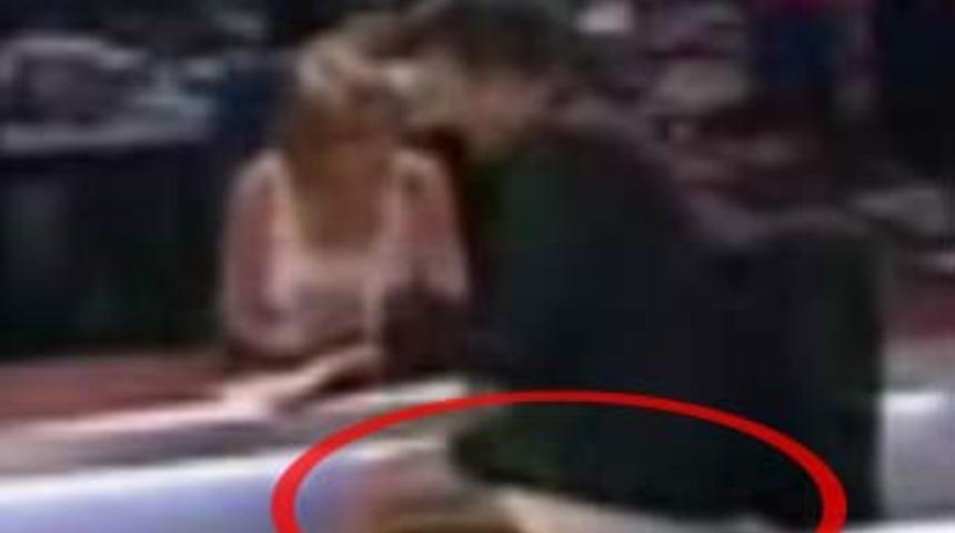 Haberleri i&ccedil; &ccedil;amaşırıyla sundu!