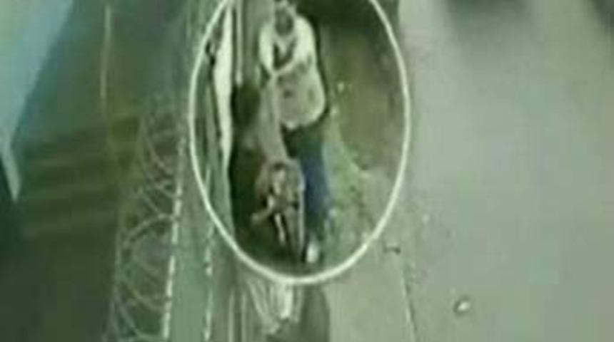 G&ouml;z g&ouml;re g&ouml;re &ouml;l&uuml;m dedikleri bu olsa gerek