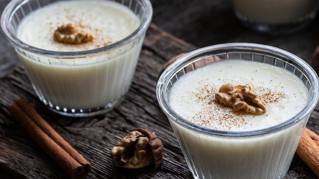 Az malzemeli nefis tatlı: Su muhallebisi tarifi! Kolay su muhallebisi nasıl yapılır? İşte malzeme listesi...