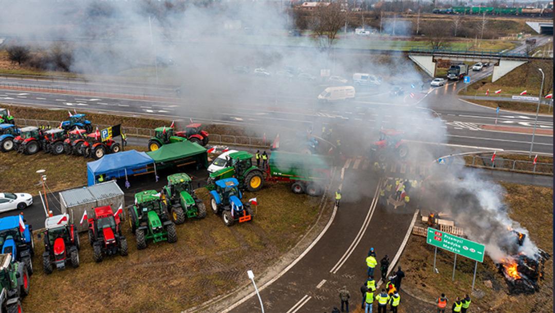 Ukrayna sınırını trafiğe kapattılar!  "Br&uuml;ksel bize ihanet etti"