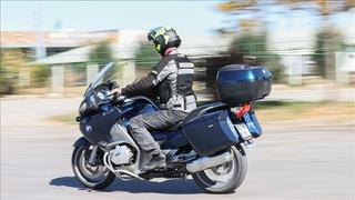 EGM'den motosikletlerde koruyucu eldiven zorunluluğu açıklaması: Bisiklet ve motorlu bisikletleri kapsamıyor