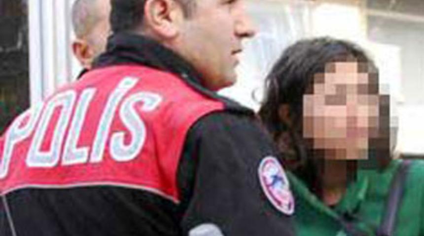 Tramvayda taciz kavgası: Doğru otur sende