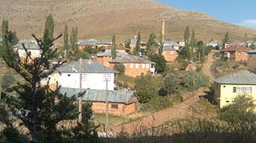 'O tarlaları benden izinsiz ekenin anasını..'