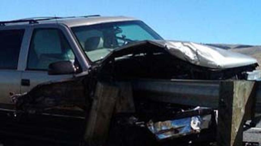 Bu arabadan nasıl canlı &ccedil;ıktı?