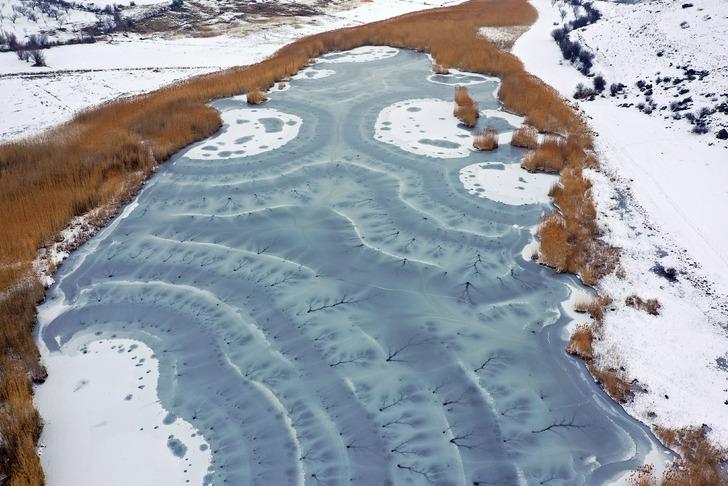 Görüntüler Iğdır'dan! Büyüleyici güzelliğiyle donmuş Üçkaya Gölü... G2