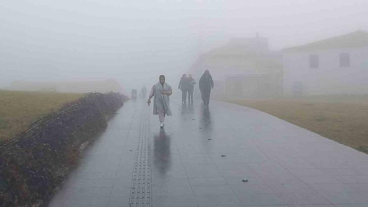 Saat verip uyardı: Ölümcül olabilir sakın dışarı çıkmayın!  G3