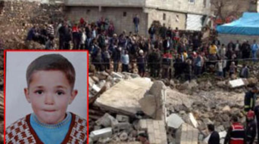 Karnesini evde bırakıp ölüme gitti