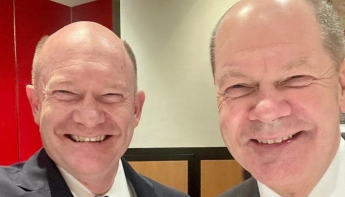 Şaşırtan benzerlik: Almanya Başbaşkanı Olaf Scholz hangisi? - Dünya