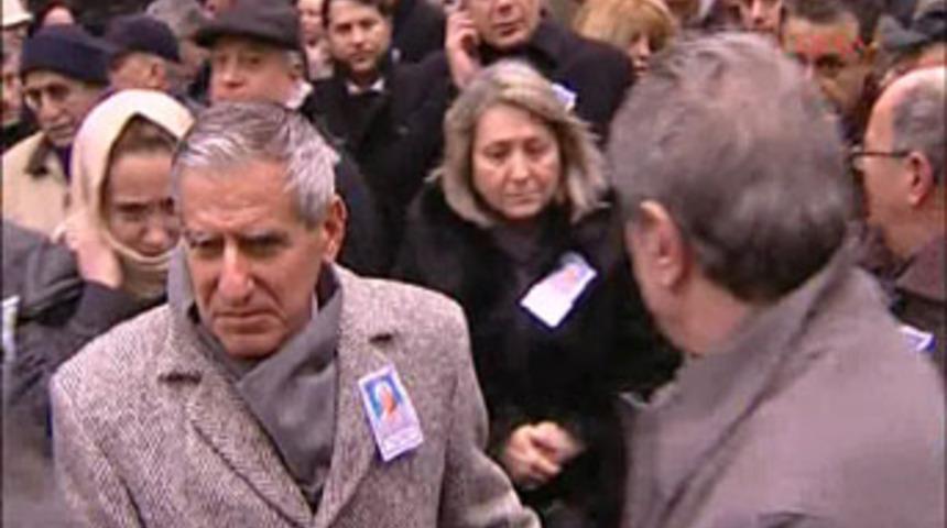 O komutanın annesi &uuml;z&uuml;nt&uuml;den vefat etti