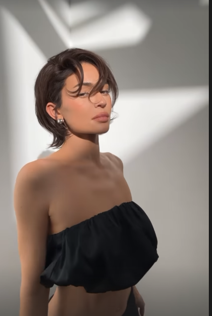 Kylie Jenner imaj değişikliği yaptı! Yeni imajı annesine ve sevgilisine benzetildi G4