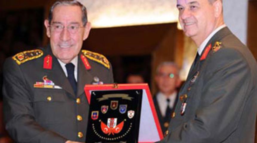 Bomba iddia:Başbuğ ve Büyükanıt tutuklanacak!