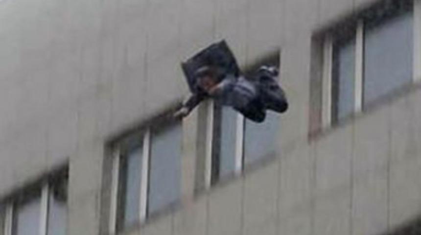 Mahmut&rsquo;u &ouml;l&uuml;me u&ccedil;uran sır