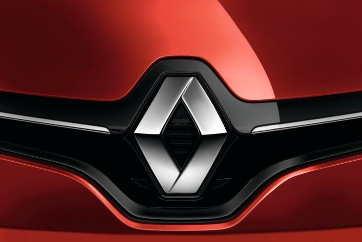 Sıfır otomobil fiyatlarında kafalar karışık! Tek tek belli oldu: 100 bin liraya kadar zam yapan da var, sabit bırakan da... G4