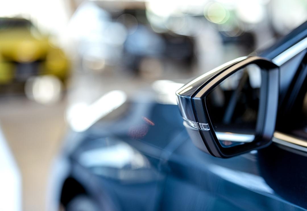 Sıfır otomobil fiyatlarında kafalar karışık! Tek tek belli oldu: 100 bin liraya kadar zam yapan da var, sabit bırakan da...