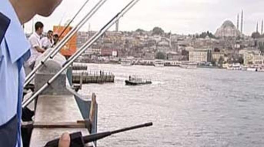 'Al ev senin olsun' dedi ve atladı