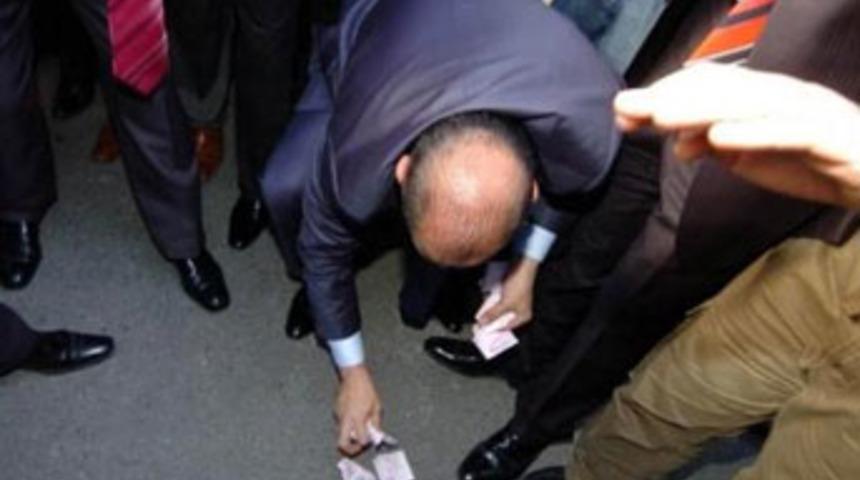 G&uuml;rsel Tekin'e yankesici şoku