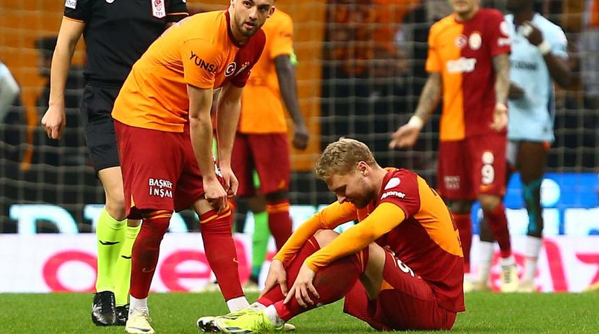 Galatasaray'da korkutan sakatlık! Victor Nelsson direkt olarak soyunma odasının yolunu tuttu!
