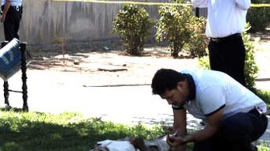 Parkta kalaşnikoflu infaz